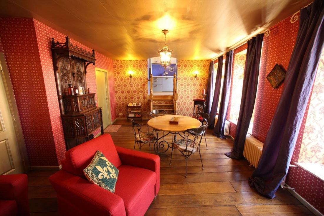 Gites D'Apothecarius Entre Namur Et Dinant Holiday home *